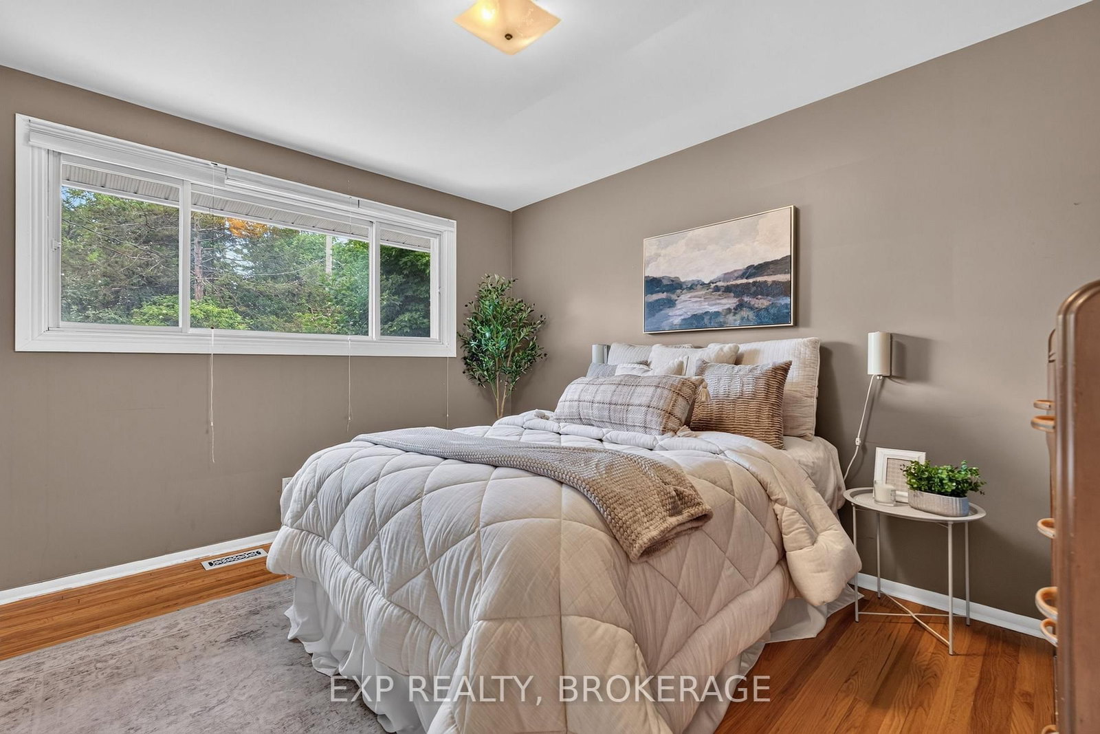 11 PEMBER Place • Kingston, ON photo 15