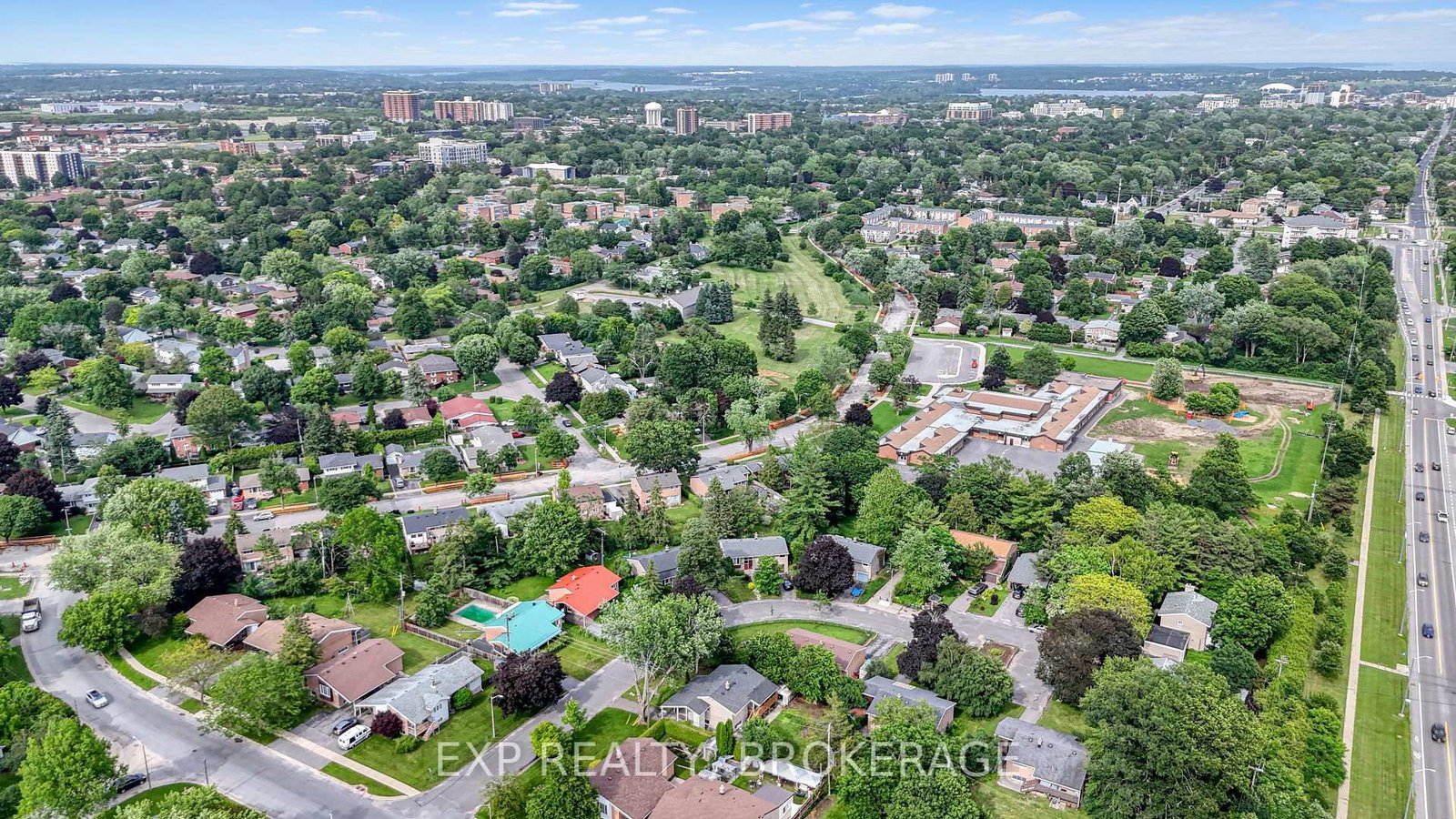 11 PEMBER Place • Kingston, ON photo 34
