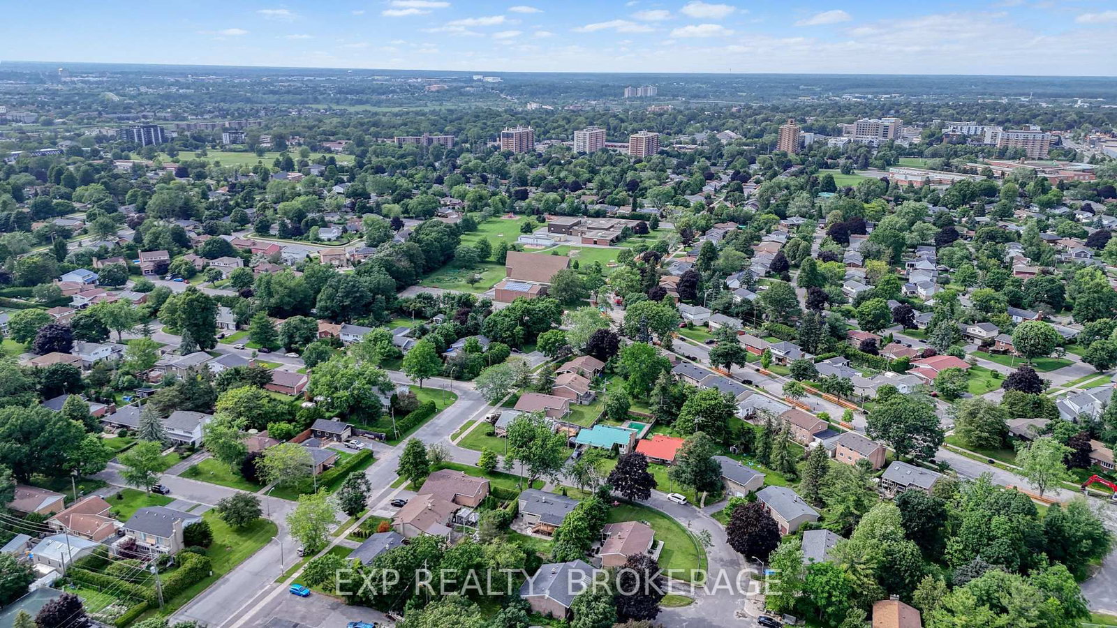 11 PEMBER Place • Kingston, ON photo 35