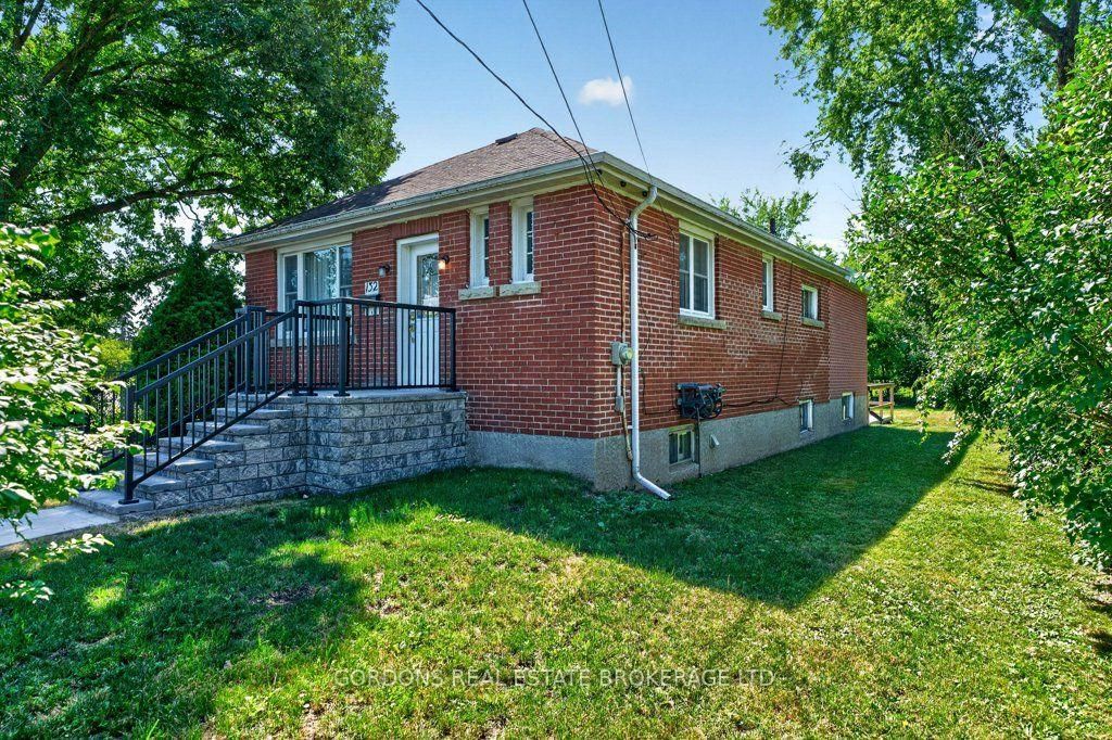 132 Joseph Street • Kingston, ON photo 6