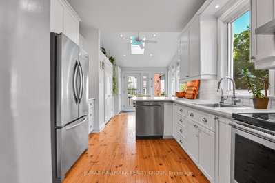 142 River Lane • Ottawa, ON photo 9