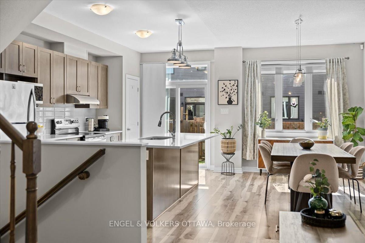 508 Hyssop Street • Ottawa, ON photo 16