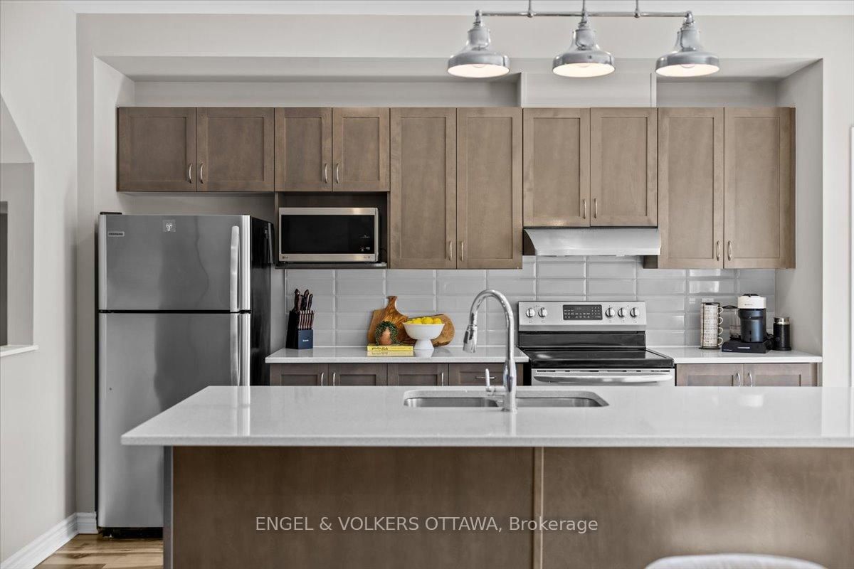 508 Hyssop Street • Ottawa, ON photo 19