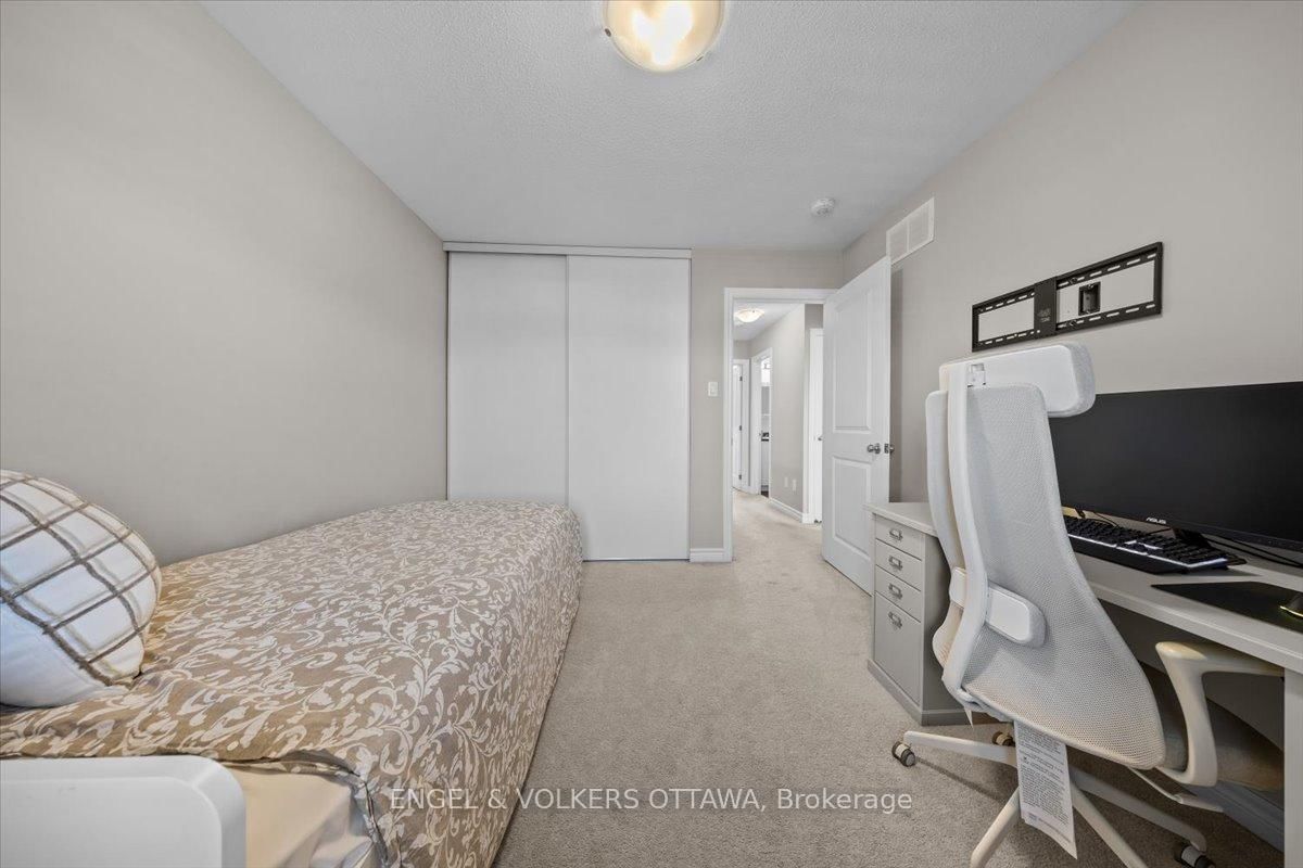 508 Hyssop Street • Ottawa, ON photo 30
