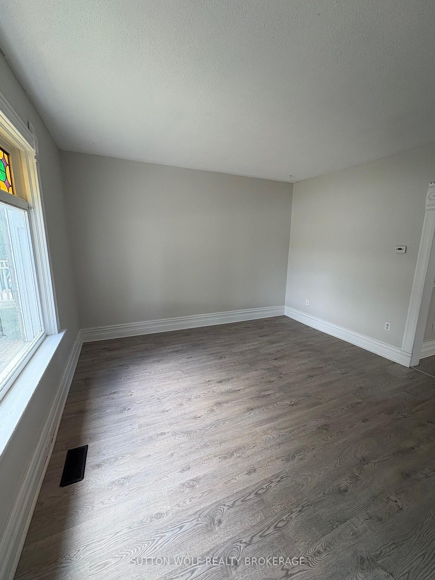 Semi-Detached House for sale at 24 Colborne Street, Strathroy-Caradoc, Ontario, N7G 2L9 - NE - MLS: X13755682