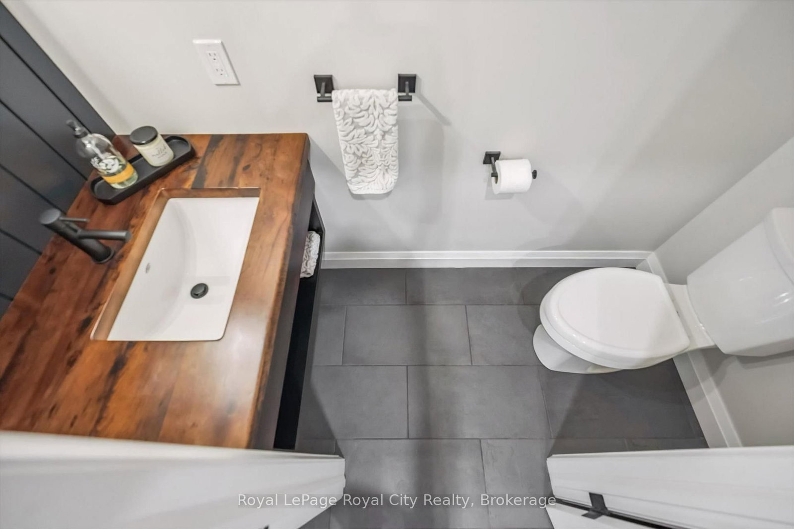 113 Sharron Court • Mapleton, ON photo 24