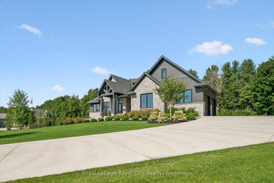113 Sharron Court • Mapleton, ON photo 3