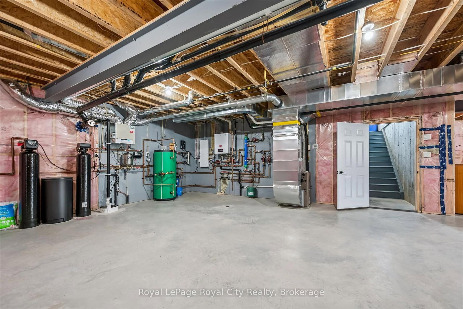113 Sharron Court • Mapleton, ON photo 33