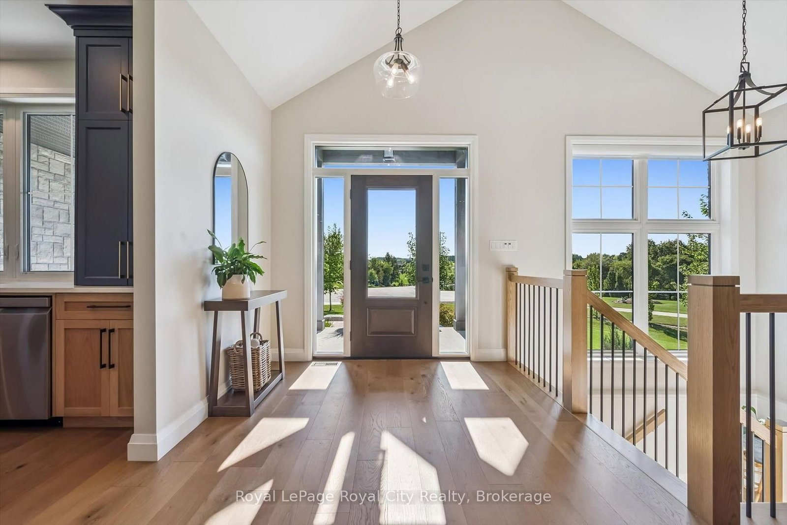 113 Sharron Court • Mapleton, ON photo 5
