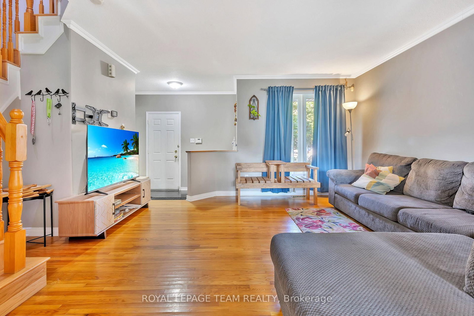 36 Saffron Court • Ottawa, ON photo 9