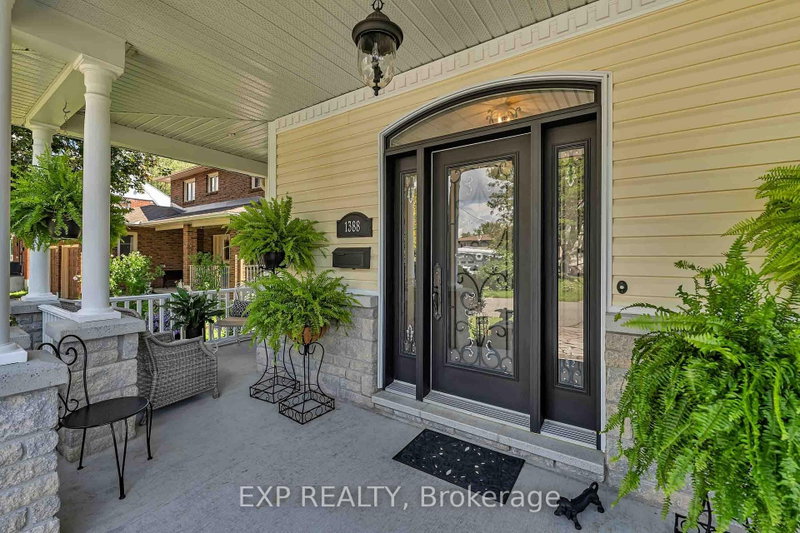 1388 Emerald Gate Avenue
