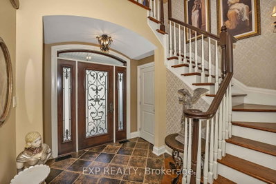 1388 Emerald Gate Avenue • Ottawa, ON photo 4