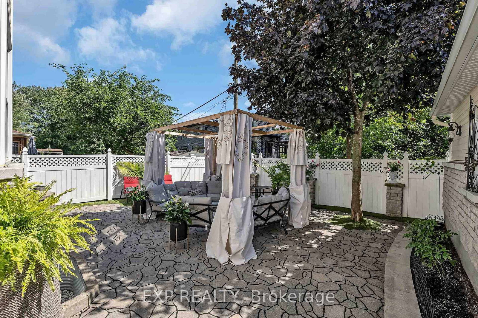 1388 Emerald Gate Avenue • Ottawa, ON photo 43