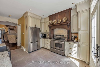 1388 Emerald Gate Avenue • Ottawa, ON photo 6