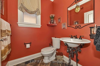1388 Emerald Gate Avenue • Ottawa, ON photo 9