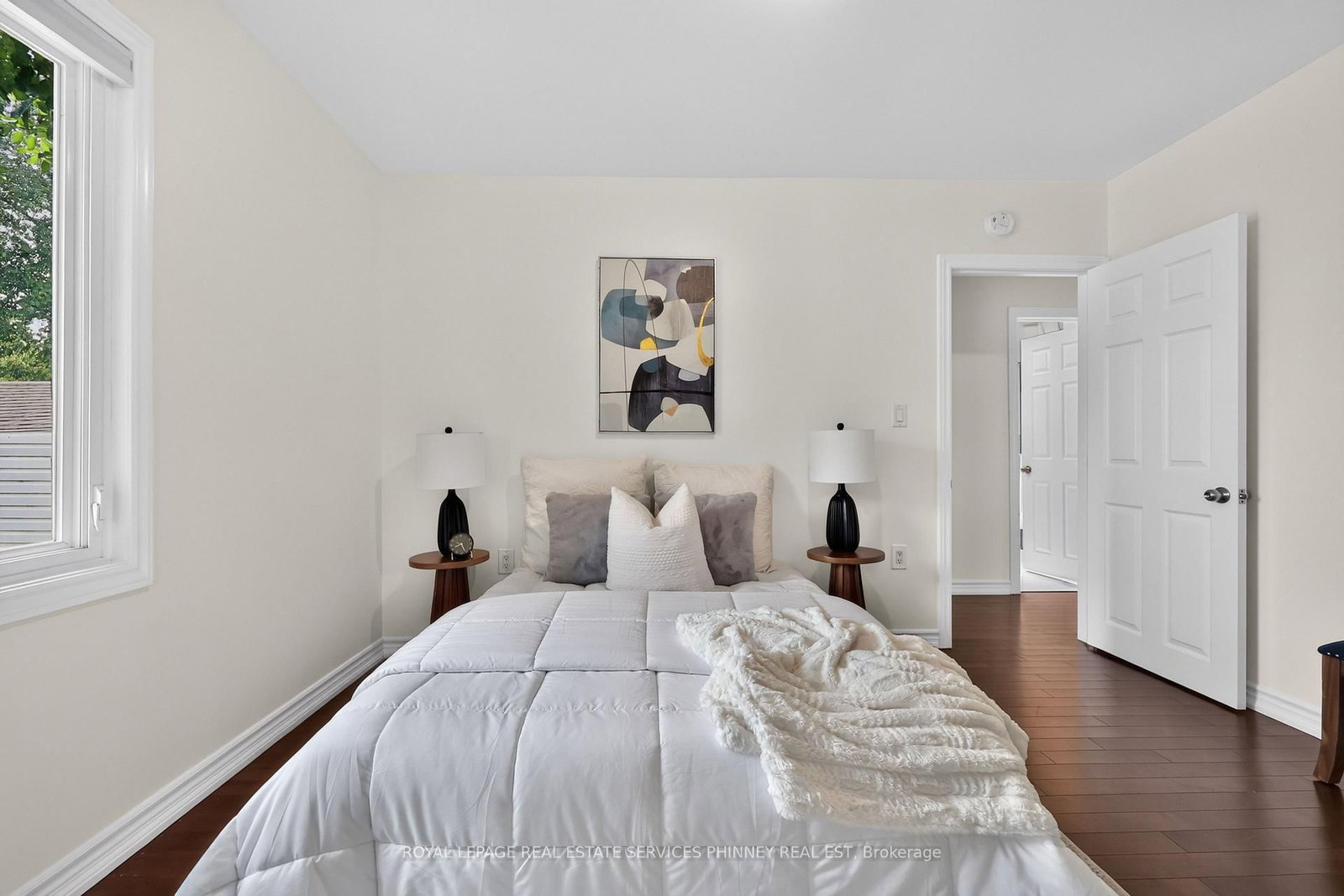 245 Glenholme Avenue • Hamilton, ON photo 16