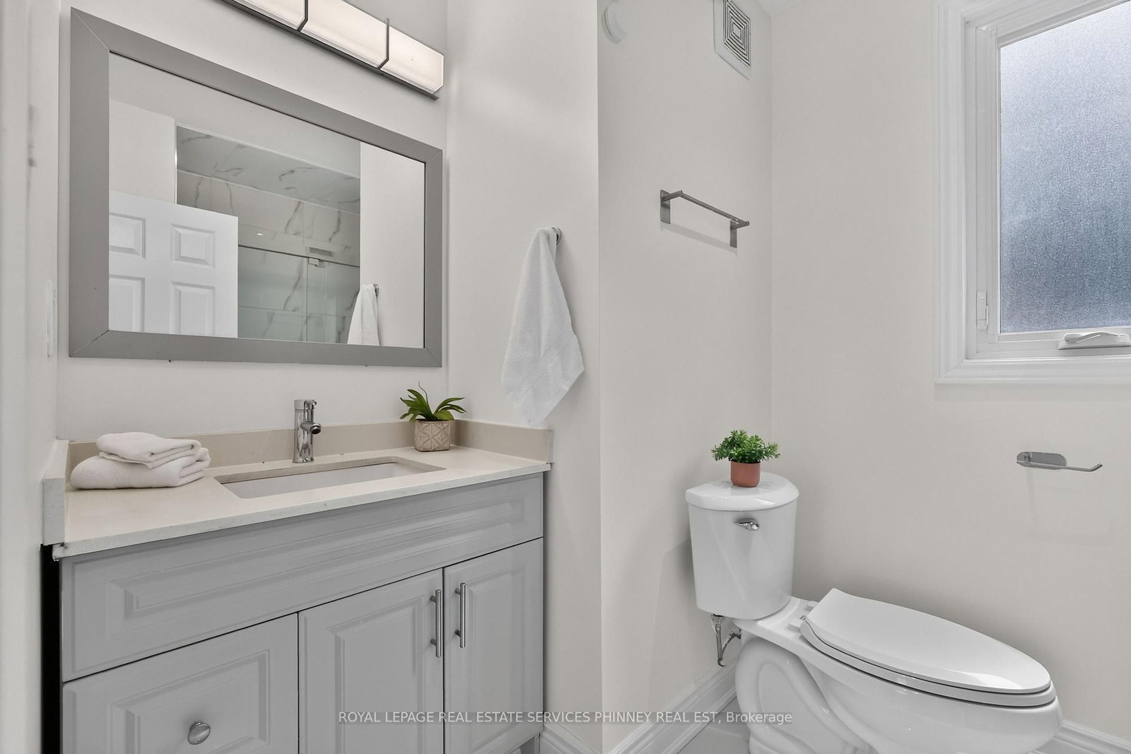 245 Glenholme Avenue • Hamilton, ON photo 17