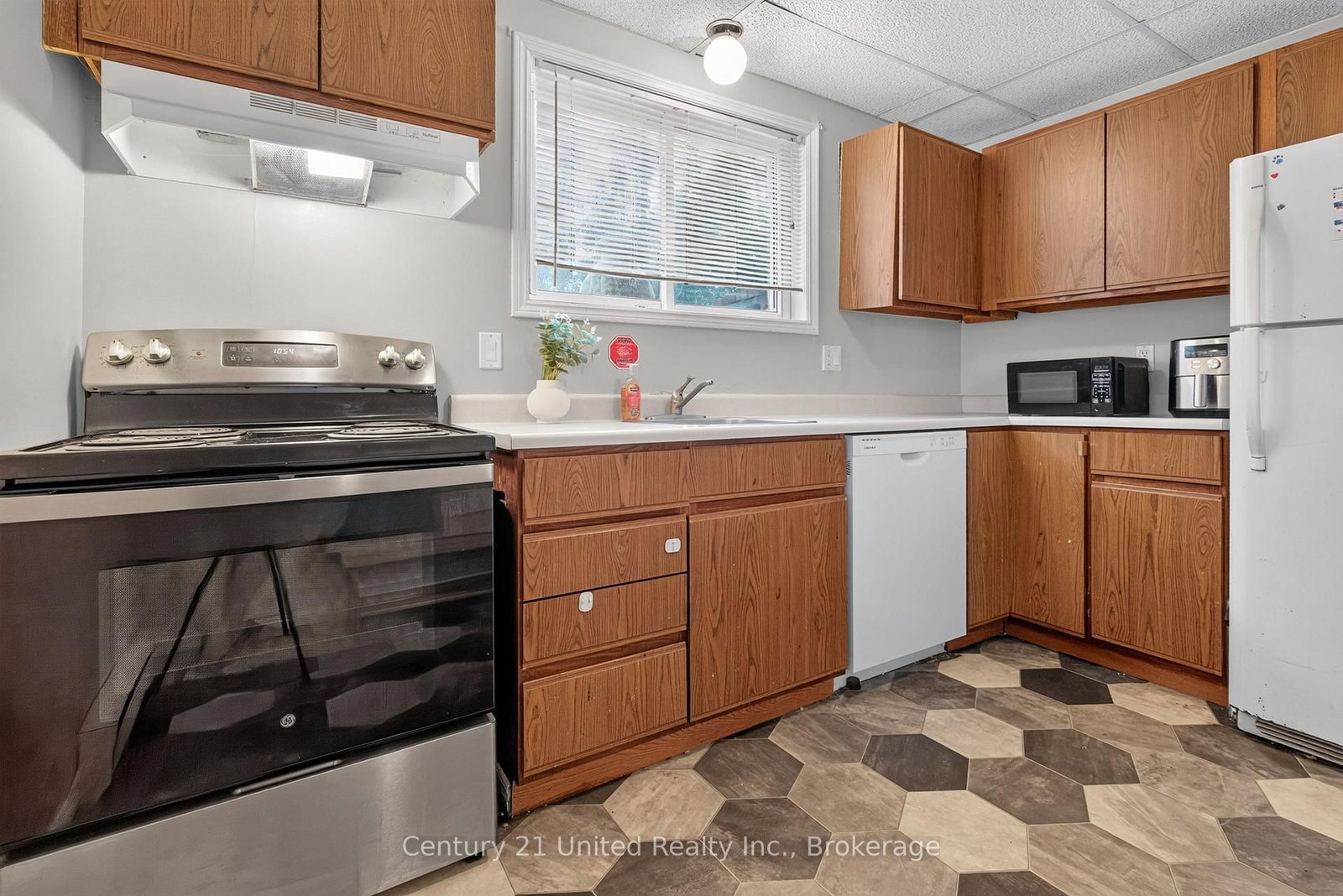 101 Rita Crescent • #25 • Kawartha Lakes, ON photo 6