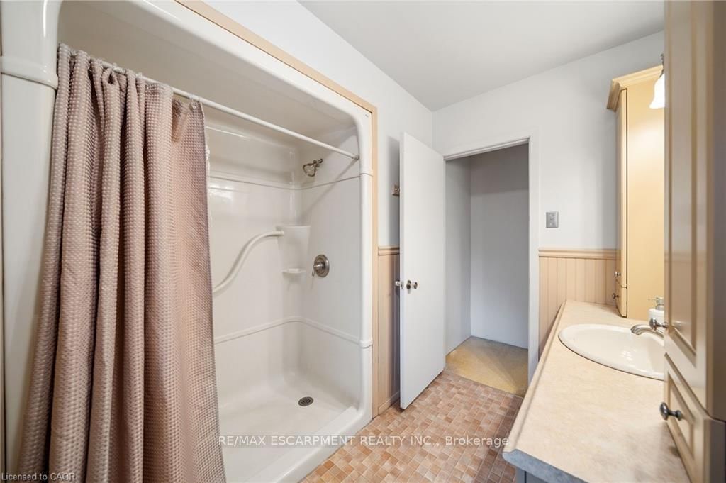 2223 Hall Road • Hamilton, ON photo 21