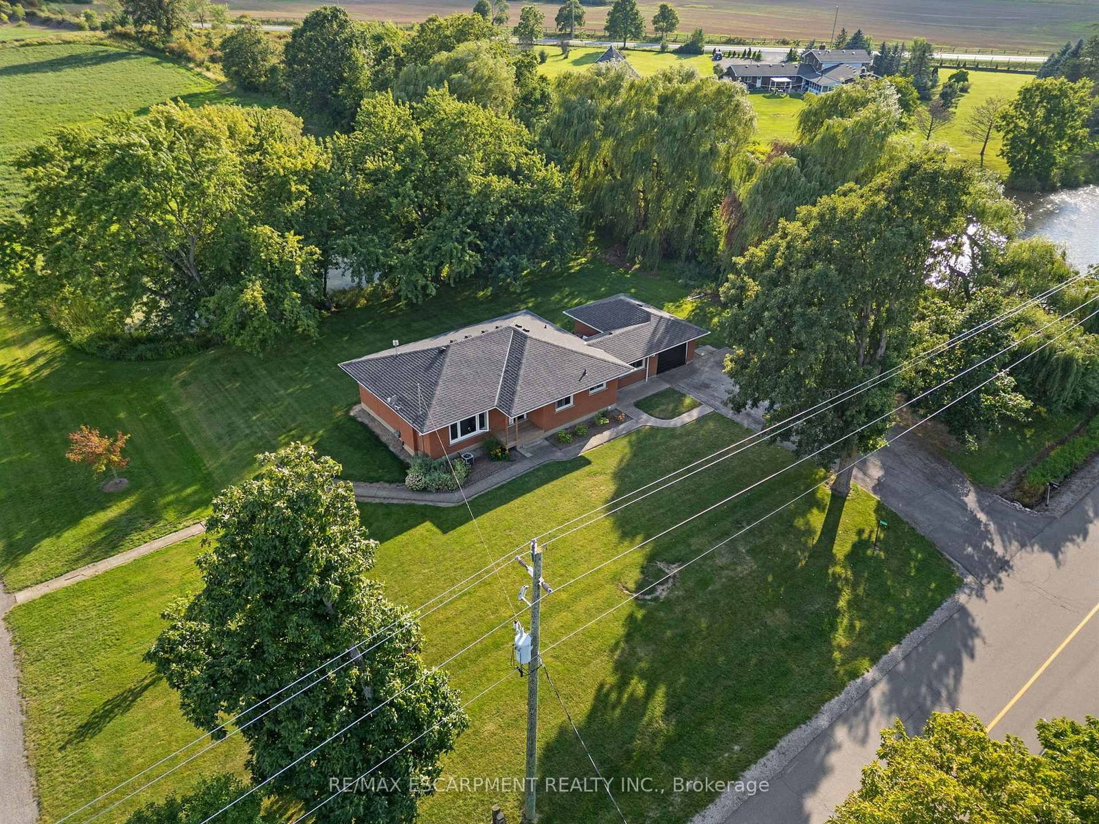 2223 Hall Road • Hamilton, ON photo 41