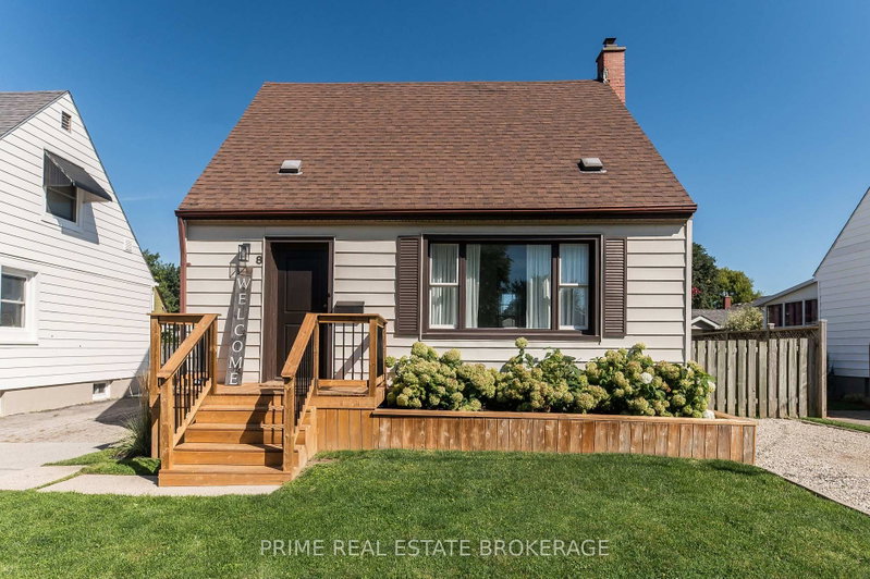 8 Pine Street