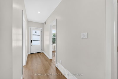 51 Queen Street S • Thorold, ON photo 5