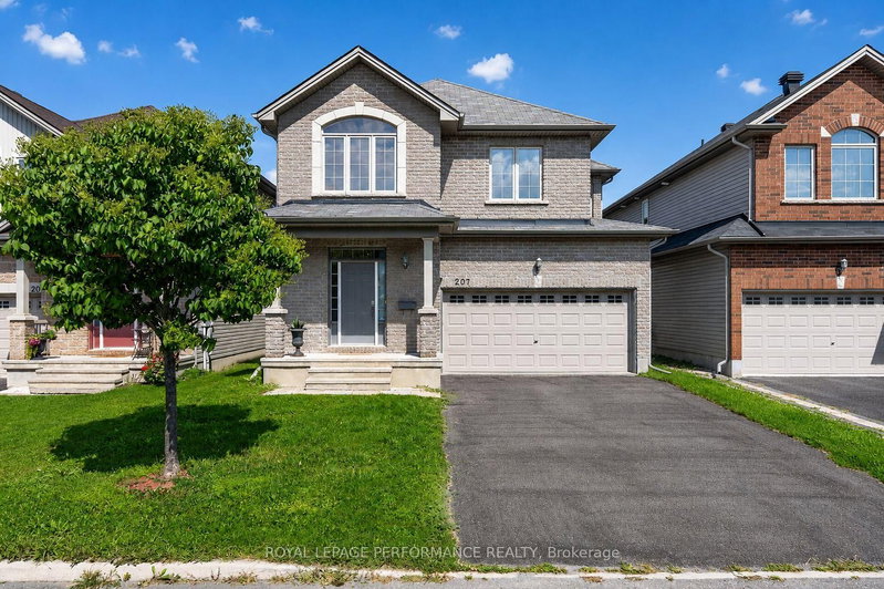 207 Dave Smith Crescent