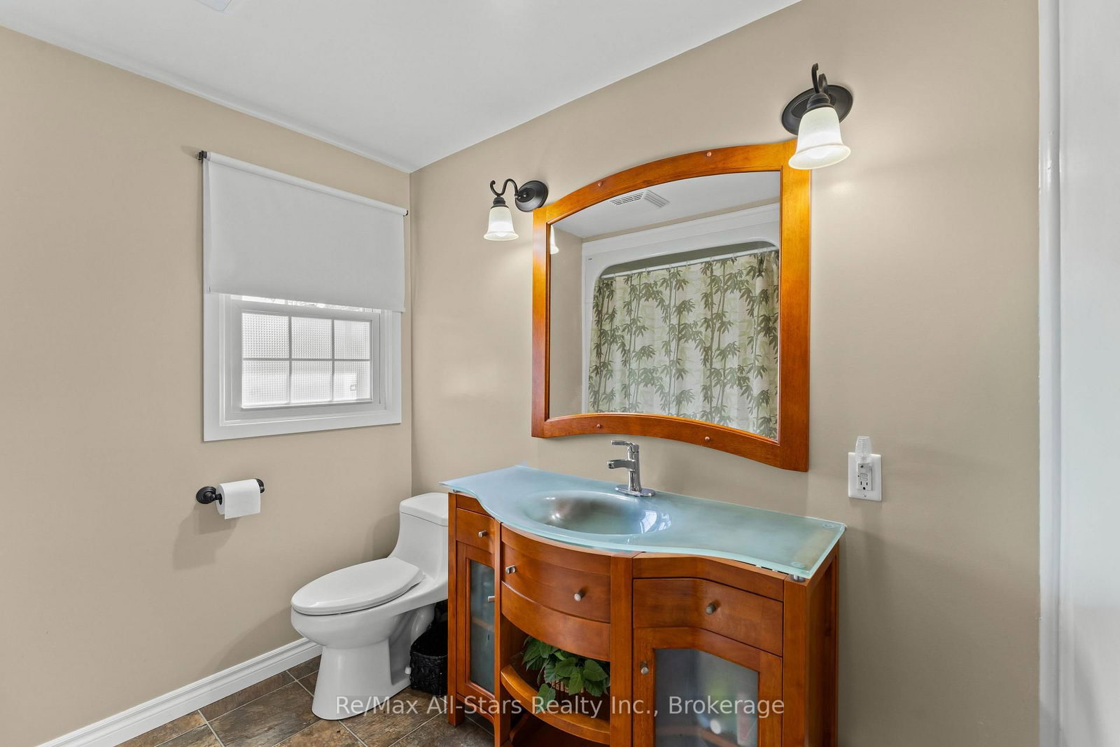 137 Reid Street • Kawartha Lakes, ON photo 25