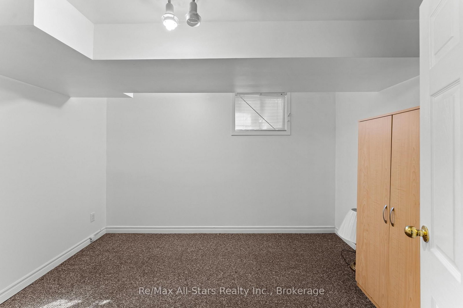 137 Reid Street • Kawartha Lakes, ON photo 38