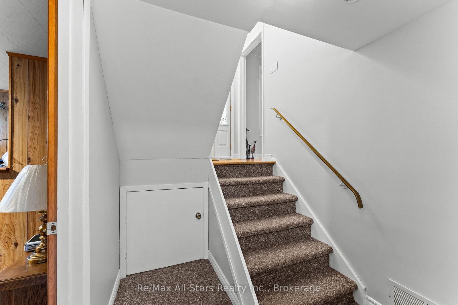 137 Reid Street • Kawartha Lakes, ON photo 39