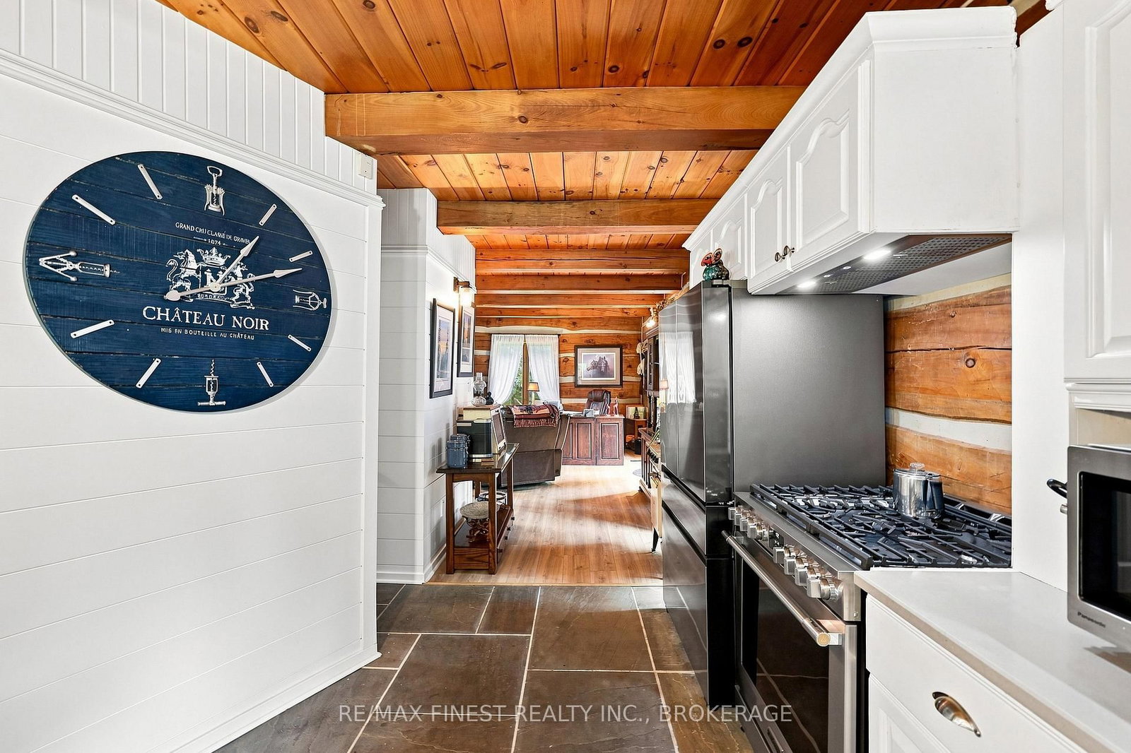 2961 Railton Road • Harrowsmith, ON photo 9