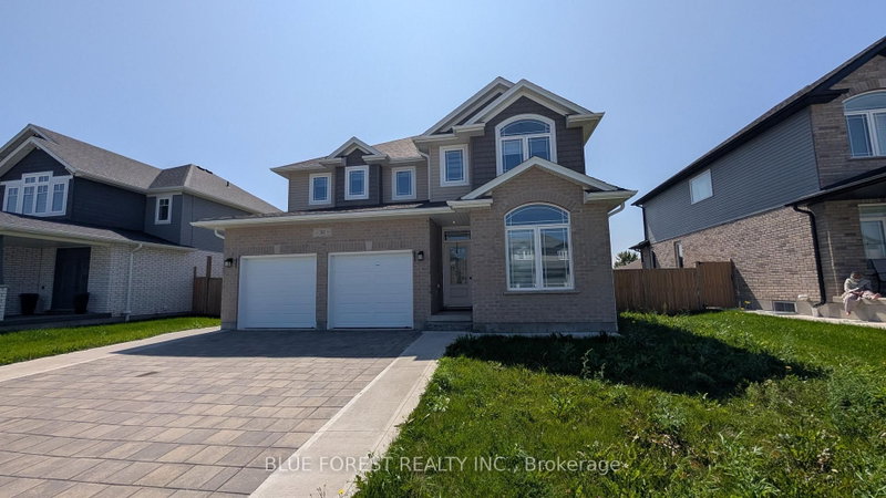 30 Thames Springs Crescent