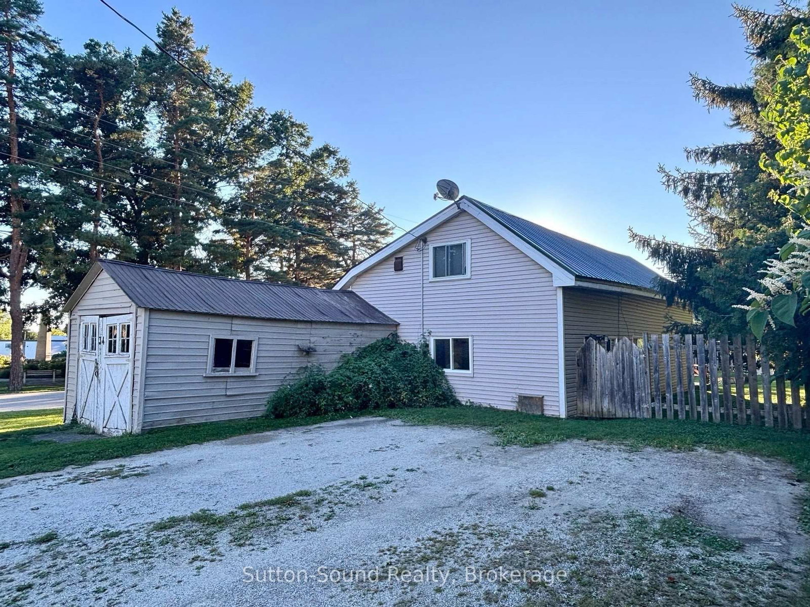 34 Main Street • Arran-Elderslie, ON photo 6