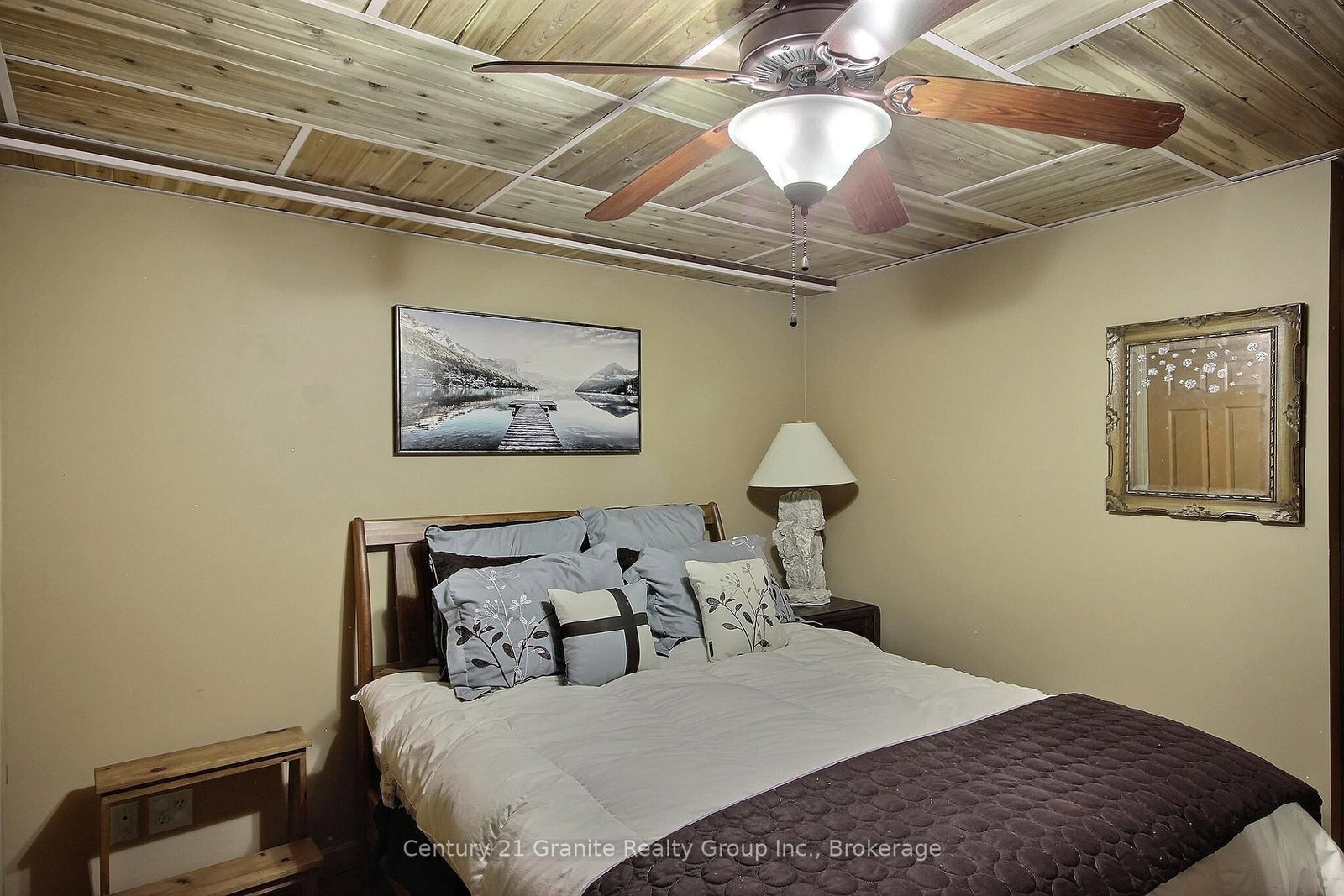 1082 Green Lake Road • Algonquin Highlands, ON photo 18