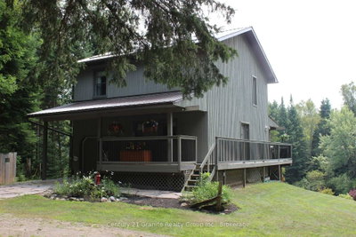 1082 Green Lake Road • Algonquin Highlands, ON photo 2