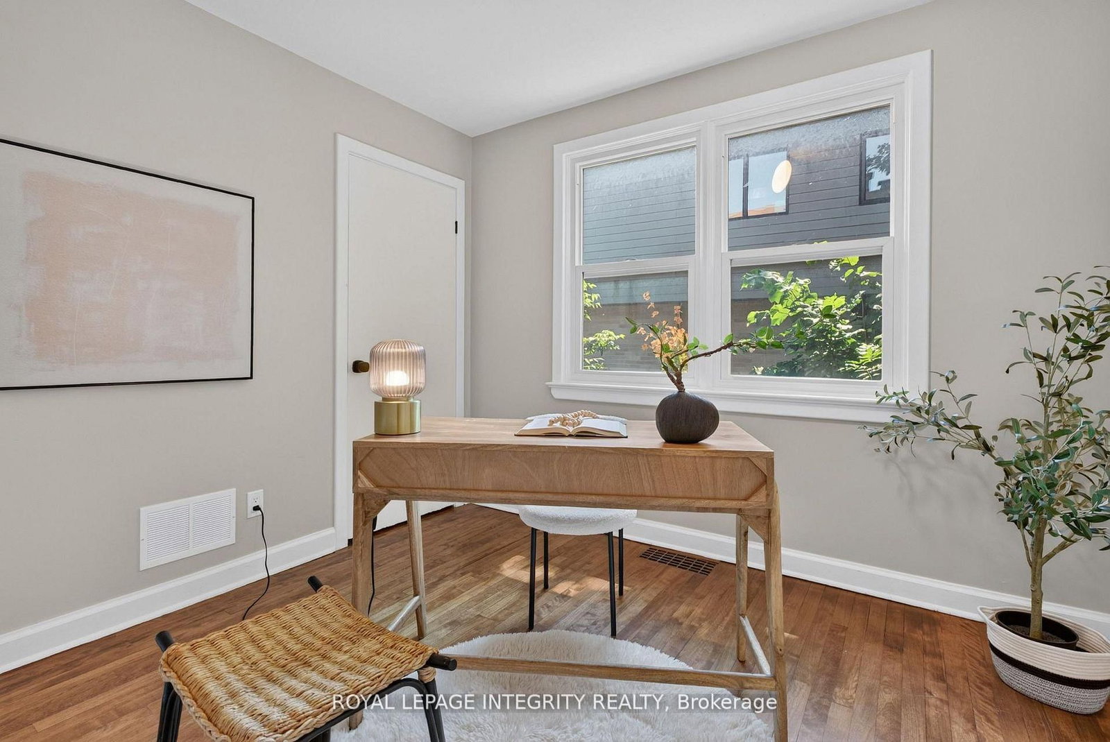 228 Woodroffe Avenue • Ottawa, ON photo 13