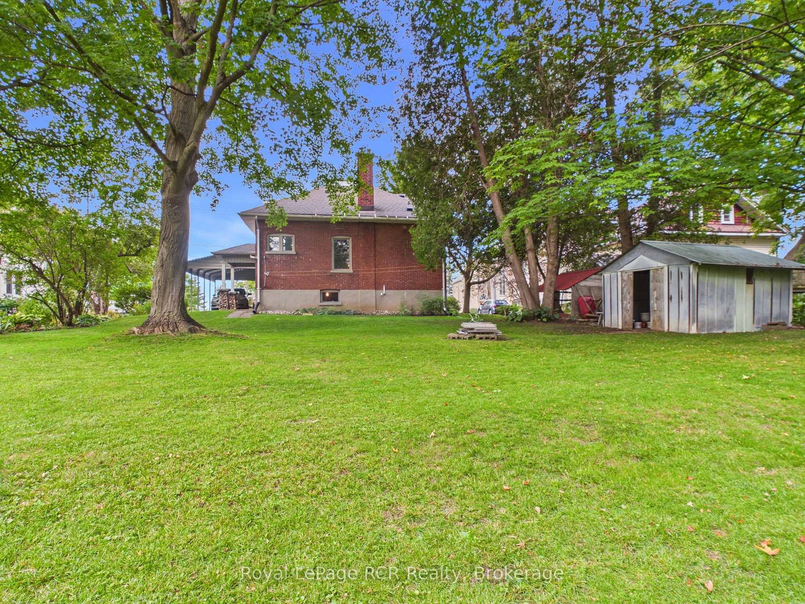 565 Havelock Street • Huron-Kinloss, ON photo 4