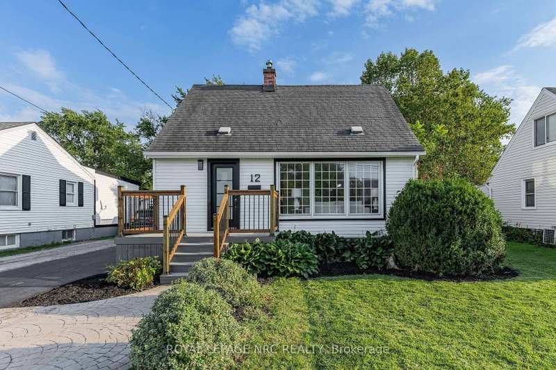 12 Admiral Road