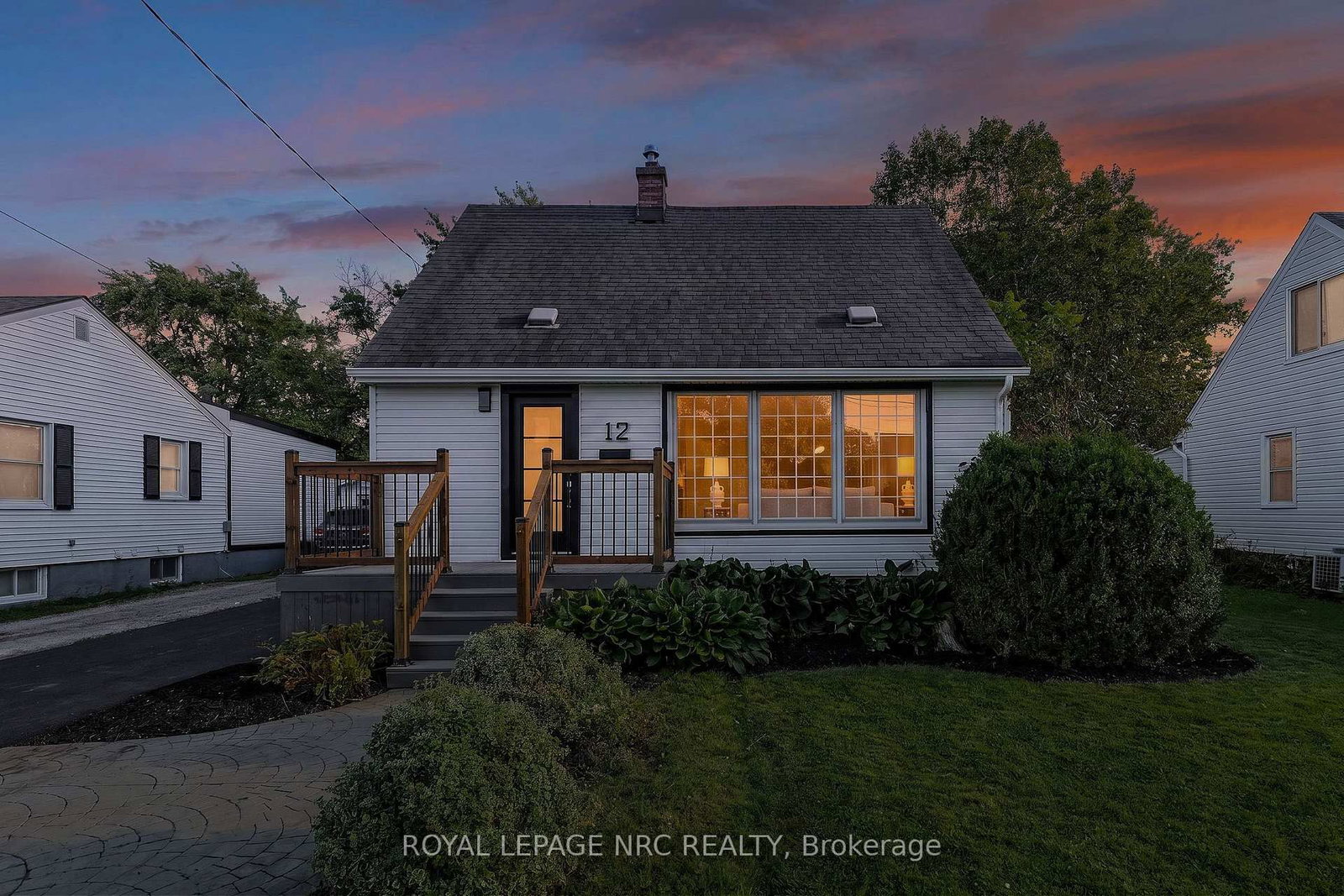 12 Admiral Road • St. Catharines, ON photo 4
