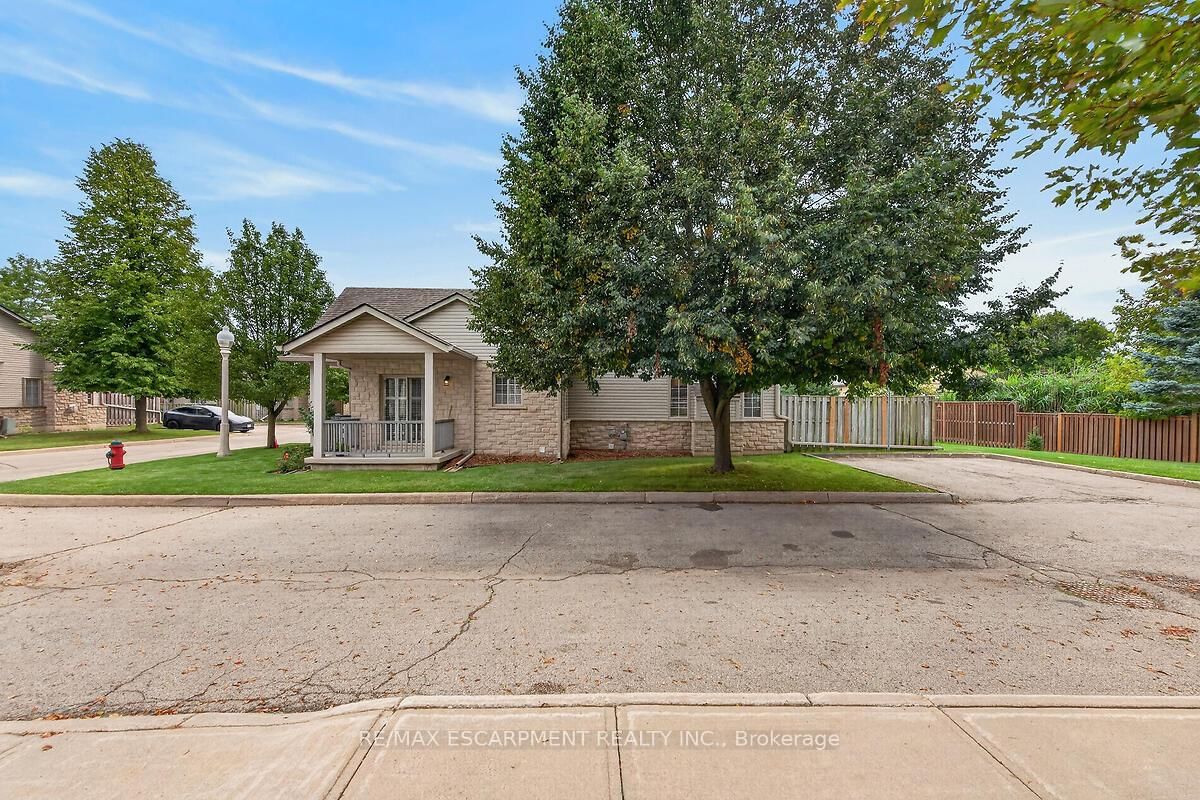 34 Southbrook Drive • #23 • Hamilton, ON photo 37
