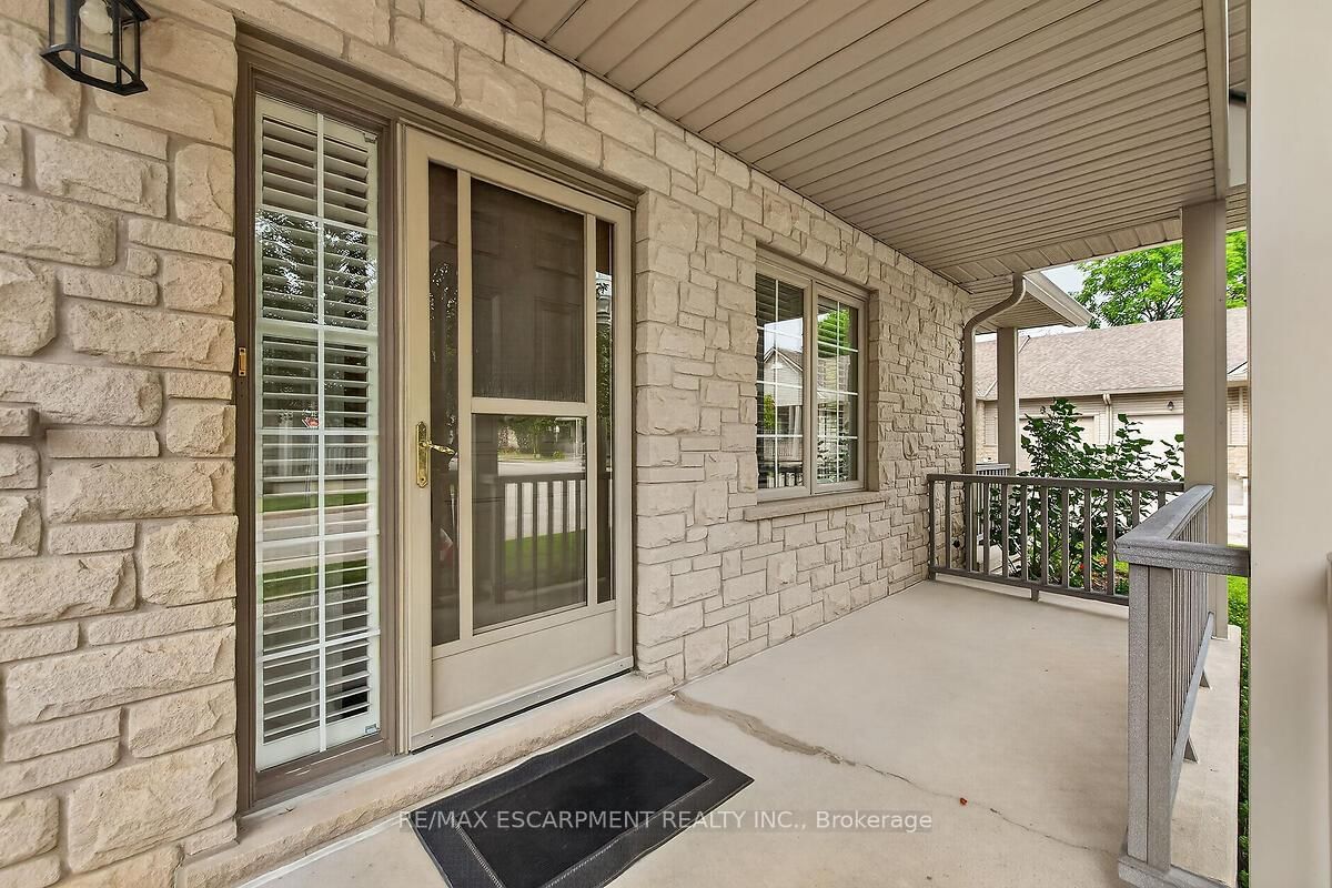 34 Southbrook Drive • #23 • Hamilton, ON photo 4