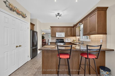 34 Southbrook Drive • #23 • Hamilton, ON photo 9