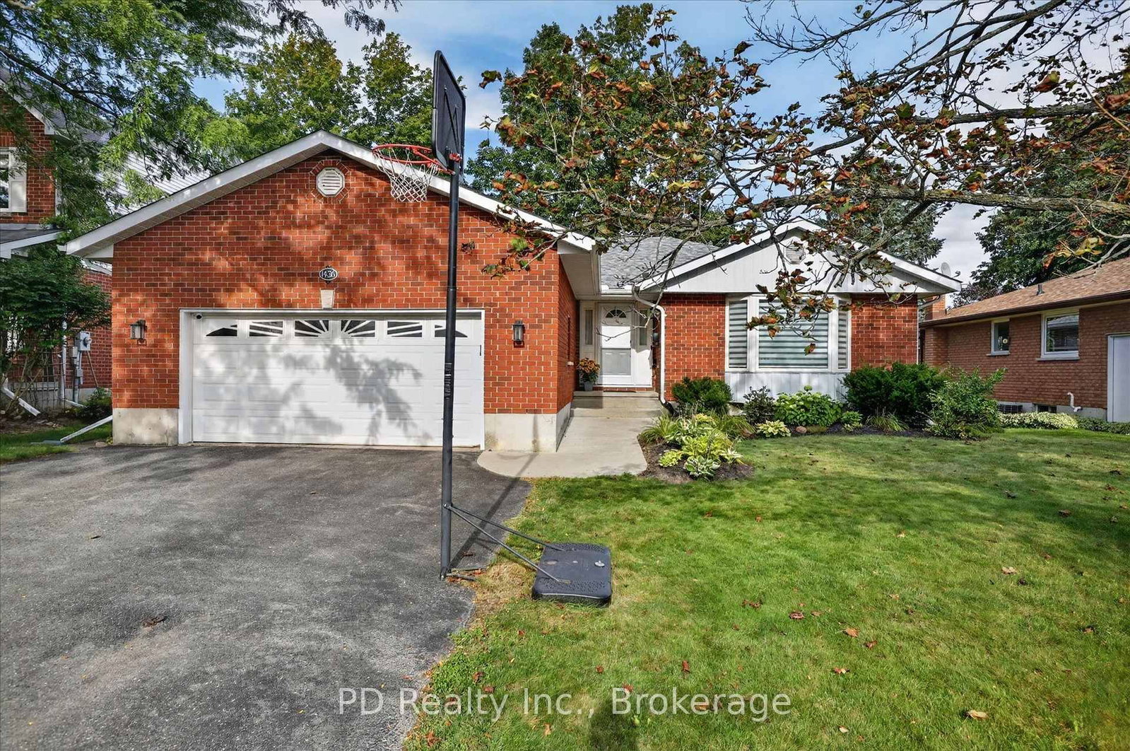 1436 Wildlark Drive • Peterborough, ON photo 2