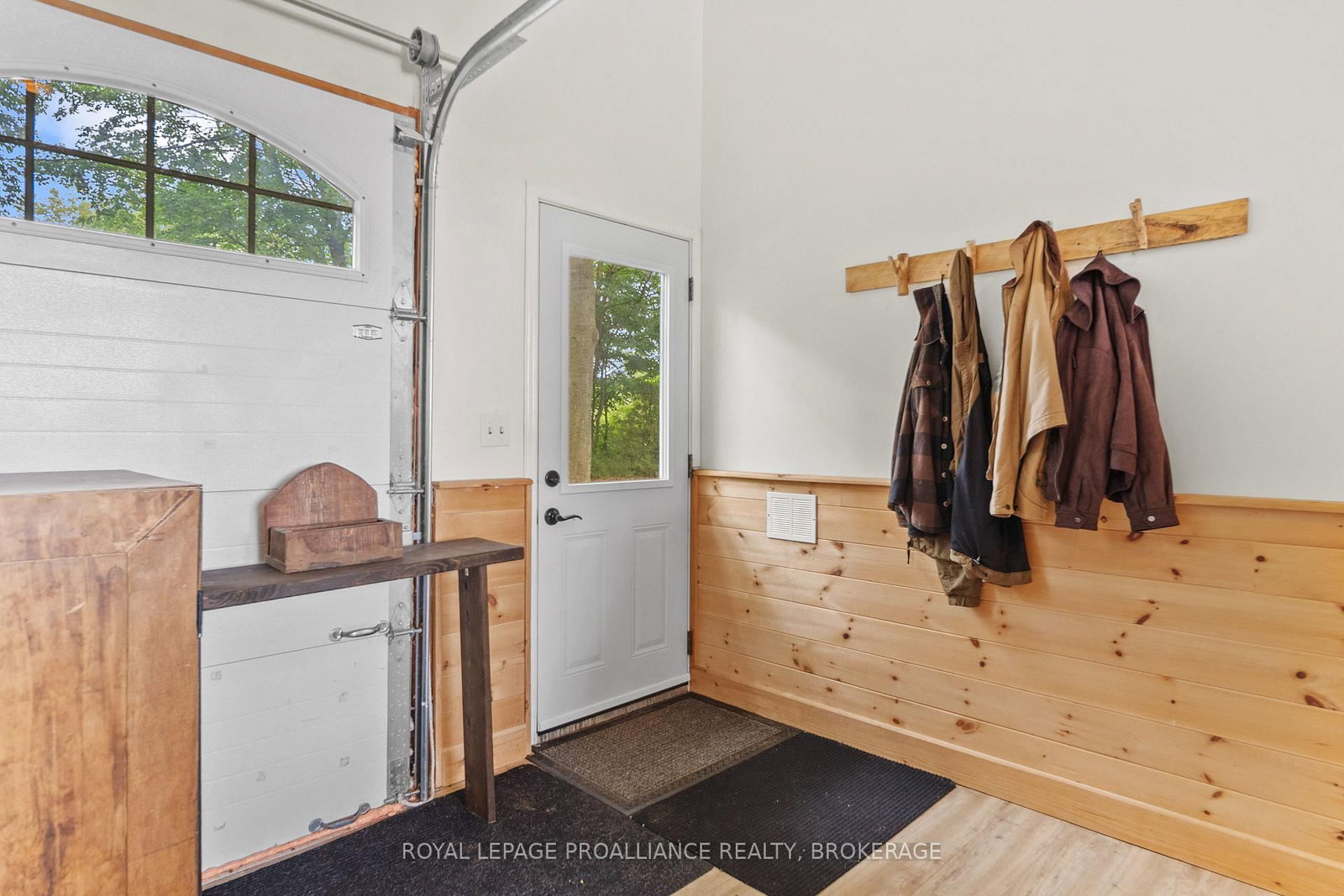 4781 Wilmer Road • Perth Road, ON photo 4