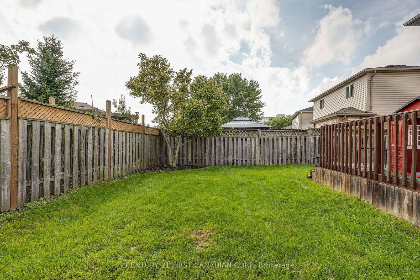 232 RIDGEVIEW Place • London East, ON photo 43
