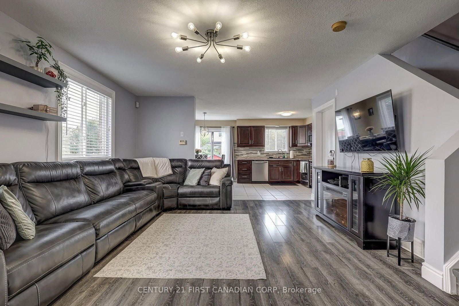 232 RIDGEVIEW Place • London East, ON photo 6