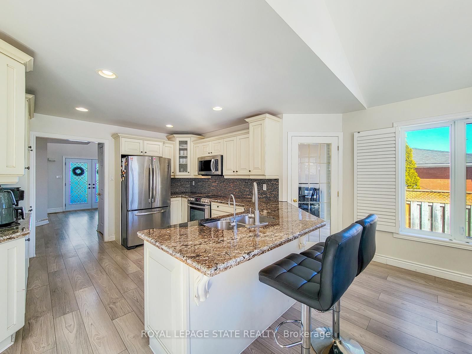 86 Margaret Avenue • Hamilton, ON photo 11
