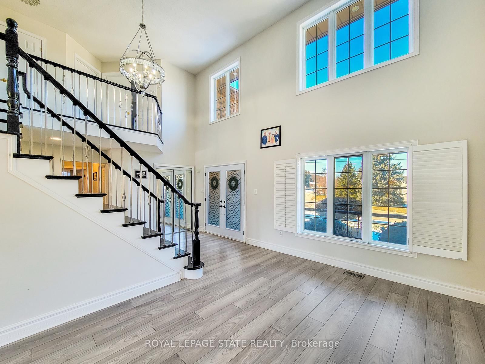 86 Margaret Avenue • Hamilton, ON photo 6
