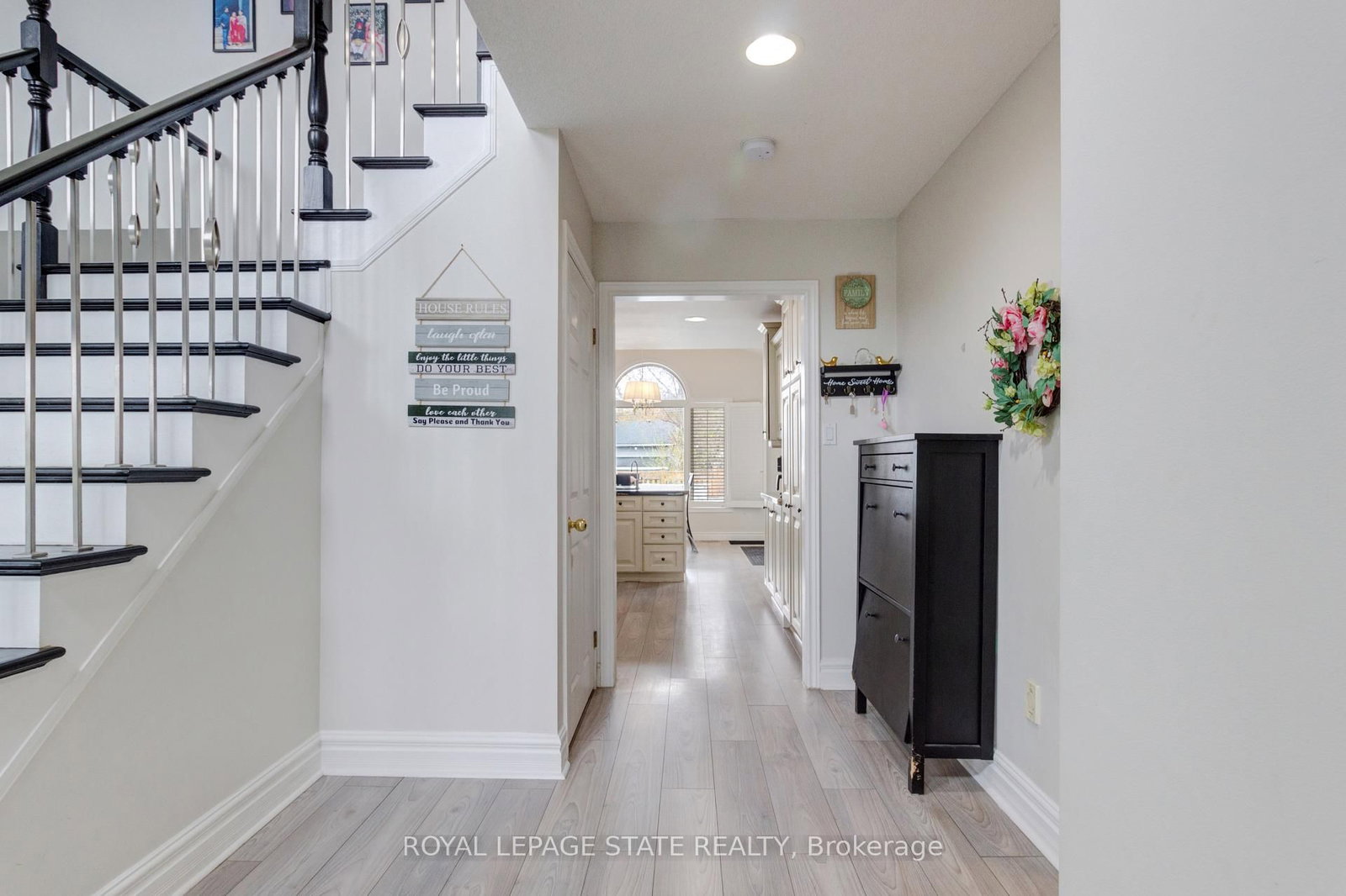 86 Margaret Avenue • Hamilton, ON photo 8