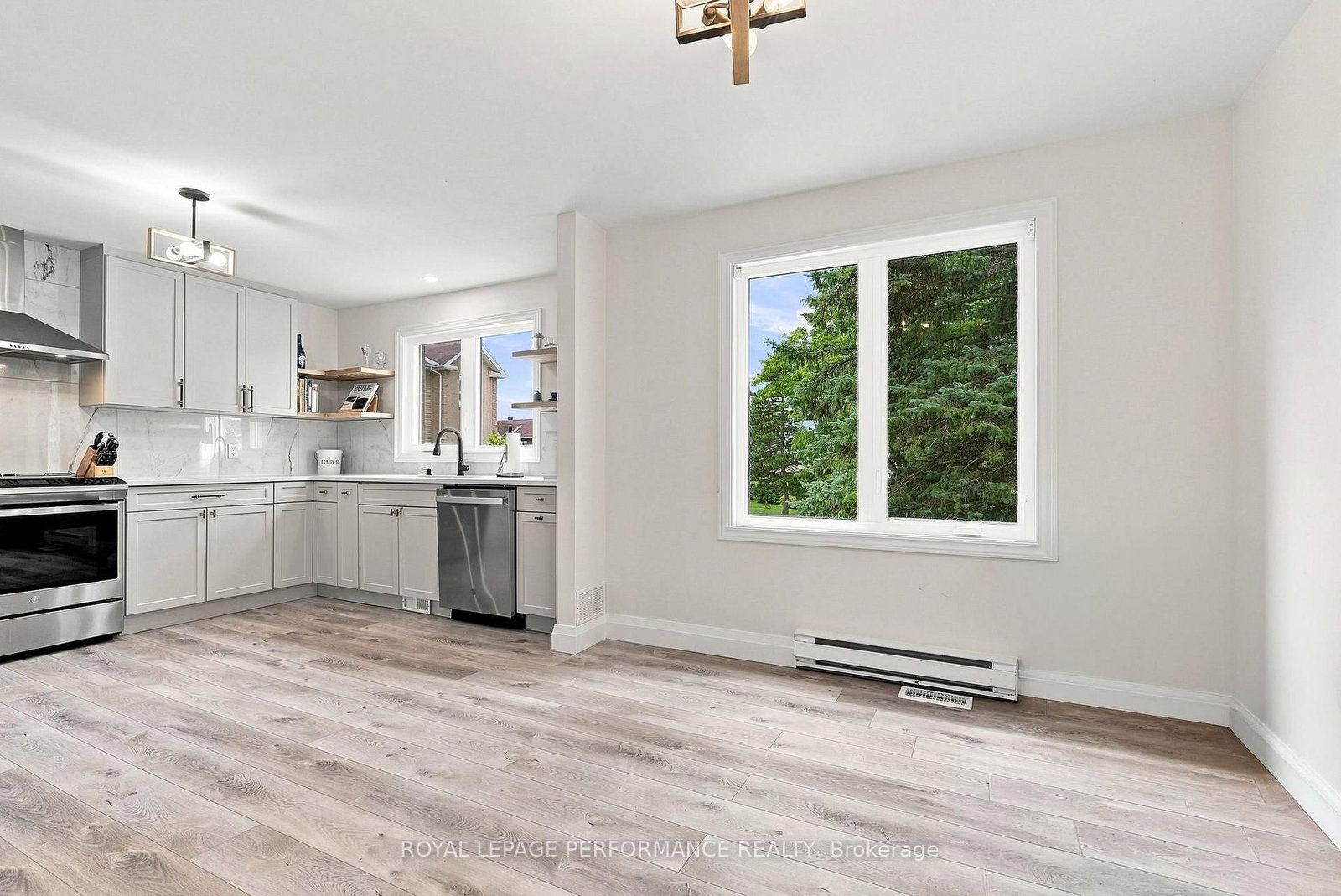 1992 Summerfields Crescent • Ottawa, ON photo 15